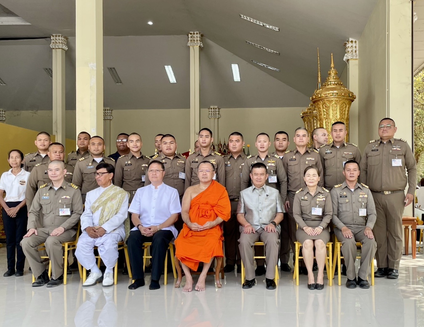 รองผู้ว่าฯ สุพรรณบุรี เป็นประธานพิธีสักการะสิ่งศักดิ์สิทธิ์ ในภารกิจพิธีการศพที่ได้รับพระราชทาน ประจำปี 2569